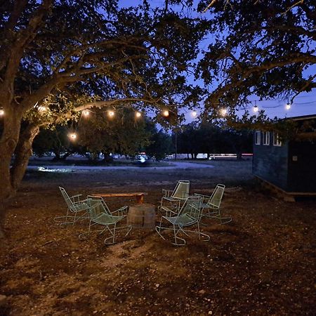 The Container Retreat @ 290 Wine Trail #10 Welcome Friends! Hye Luaran gambar