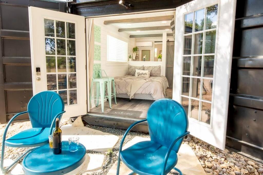 The Container Retreat @ 290 Wine Trail #10 Welcome Friends! Hye Luaran gambar